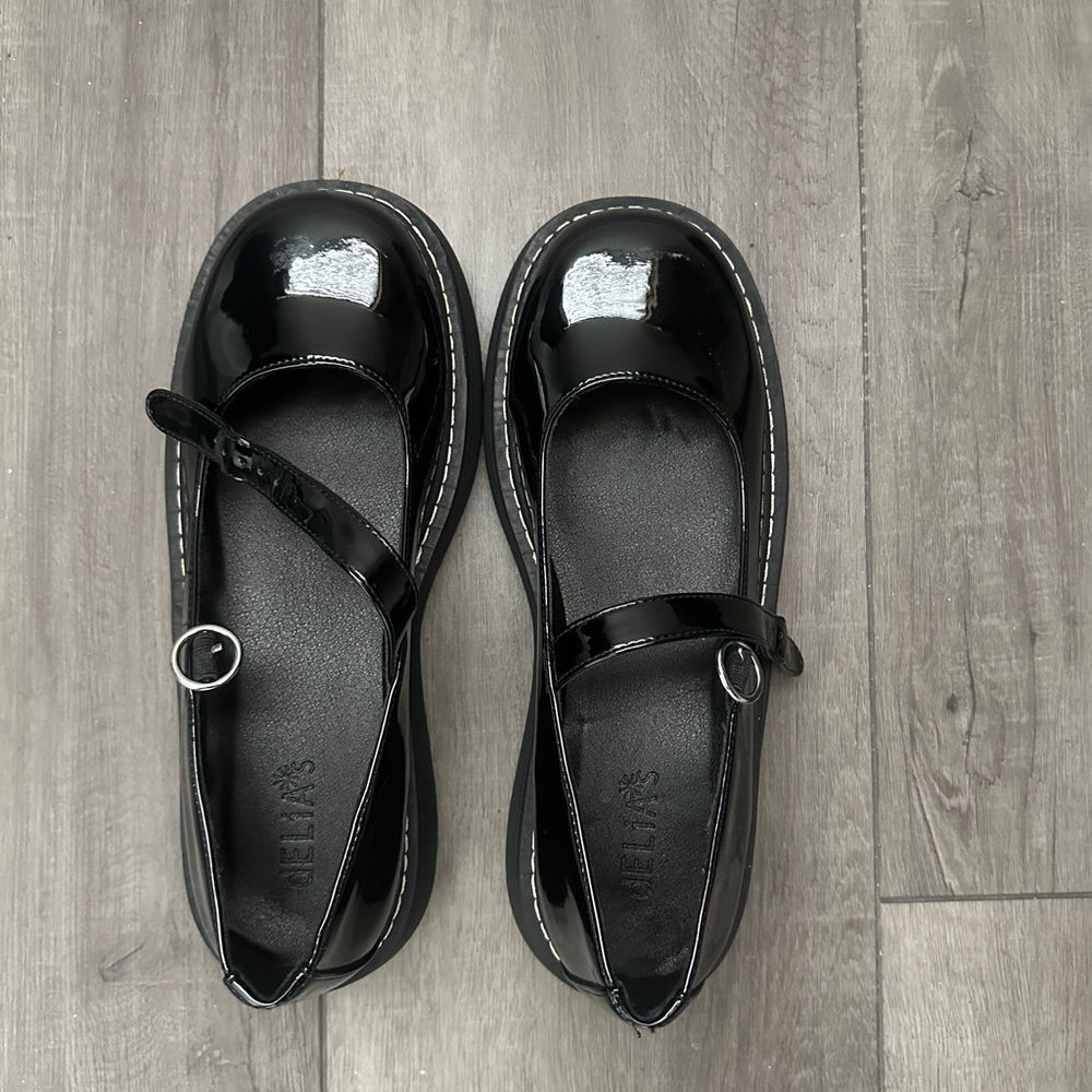 Black platform shoes